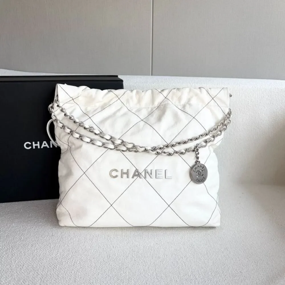 Chanel Women Pre-Loved Bag Very Good Condition